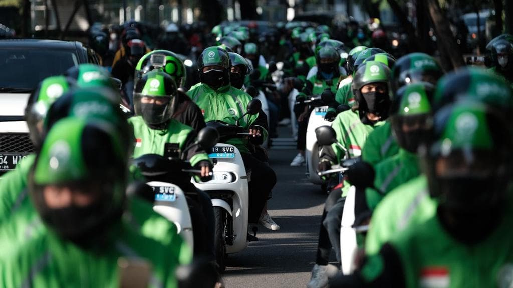 Mengurai Makna Lebih Dalam: Program Mudik Gratis GoTo dan Dampak Sosial bagi Mitra Driver